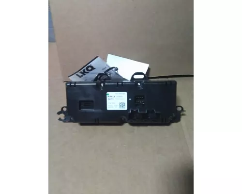 FREIGHTLINER CASCADIA 126 TEMPERATURE CONTROL