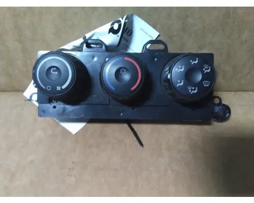 FREIGHTLINER CASCADIA 126 TEMPERATURE CONTROL