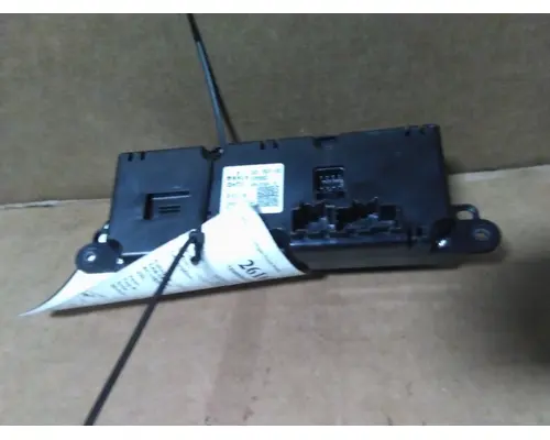 FREIGHTLINER CASCADIA 126 TEMPERATURE CONTROL