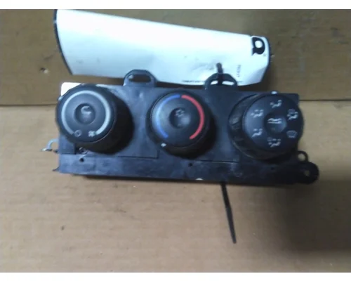 FREIGHTLINER CASCADIA 126 TEMPERATURE CONTROL