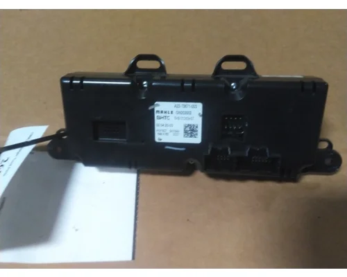 FREIGHTLINER CASCADIA 126 TEMPERATURE CONTROL