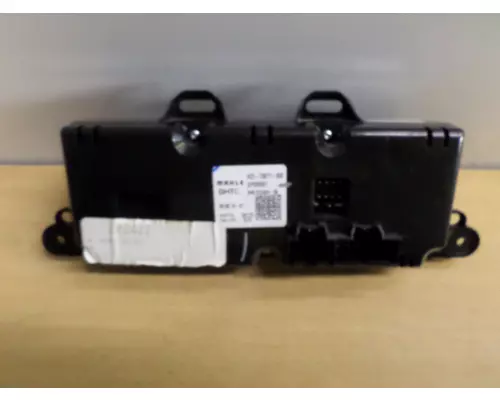 FREIGHTLINER CASCADIA 126 TEMPERATURE CONTROL