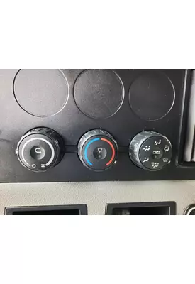 FREIGHTLINER CASCADIA 126 TEMPERATURE CONTROL