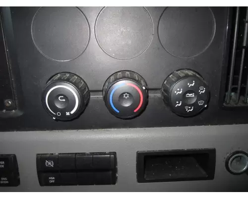 FREIGHTLINER CASCADIA 126 TEMPERATURE CONTROL