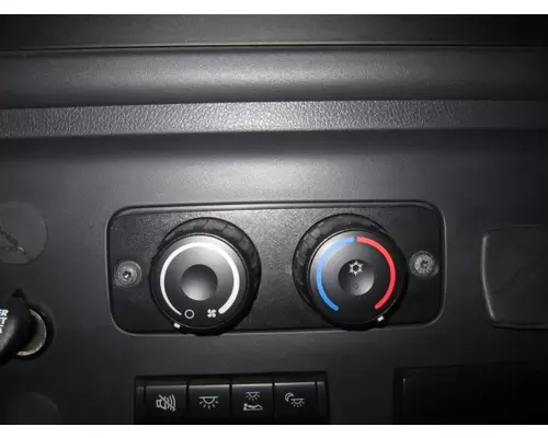 FREIGHTLINER CASCADIA 126 TEMPERATURE CONTROL