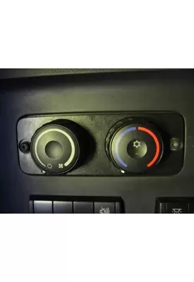 FREIGHTLINER CASCADIA 126 TEMPERATURE CONTROL