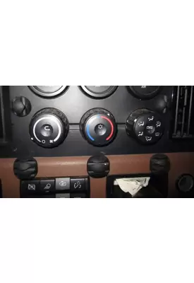 FREIGHTLINER CASCADIA 126 TEMPERATURE CONTROL