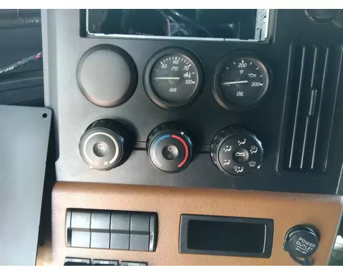 FREIGHTLINER CASCADIA 126 TEMPERATURE CONTROL