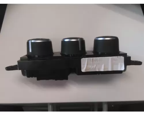 FREIGHTLINER CASCADIA 126 TEMPERATURE CONTROL