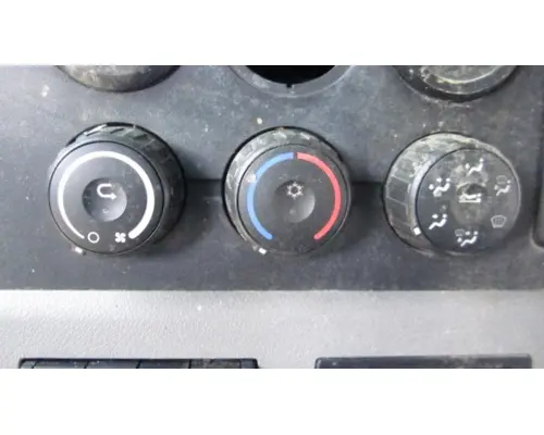 FREIGHTLINER CASCADIA 126 TEMPERATURE CONTROL