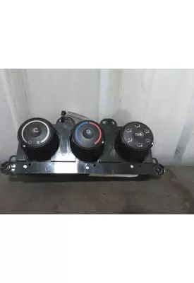 FREIGHTLINER CASCADIA 126 TEMPERATURE CONTROL