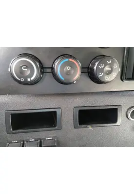 FREIGHTLINER CASCADIA 126 TEMPERATURE CONTROL