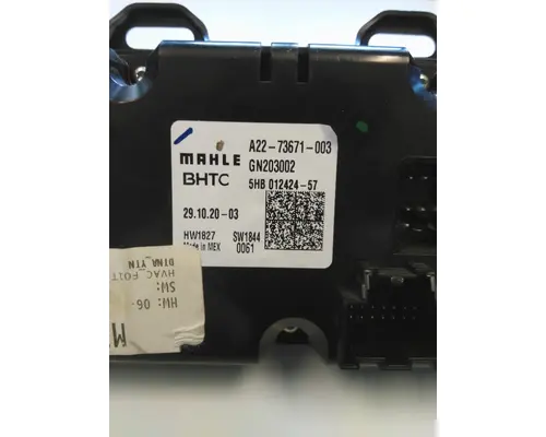 FREIGHTLINER CASCADIA 126 TEMPERATURE CONTROL
