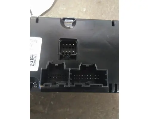 FREIGHTLINER CASCADIA 126 TEMPERATURE CONTROL