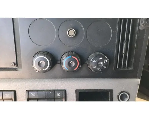 FREIGHTLINER CASCADIA 126 TEMPERATURE CONTROL