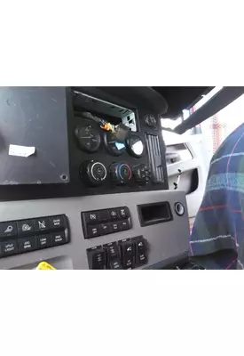 FREIGHTLINER CASCADIA 126 TEMPERATURE CONTROL