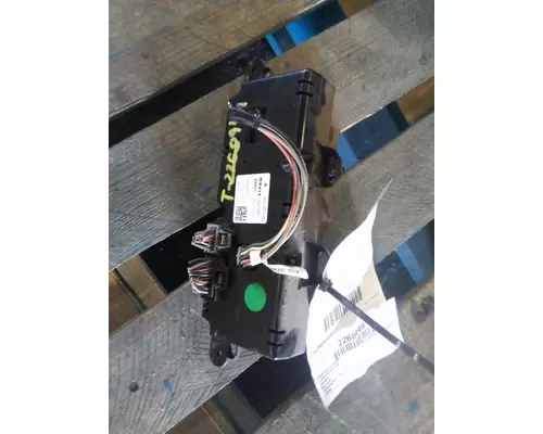 FREIGHTLINER CASCADIA 126 TEMPERATURE CONTROL