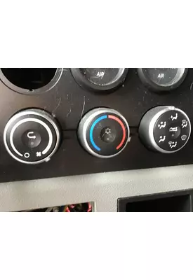 FREIGHTLINER CASCADIA 126 TEMPERATURE CONTROL