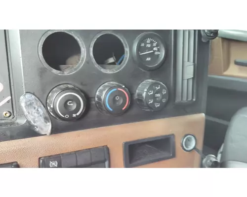 FREIGHTLINER CASCADIA 126 TEMPERATURE CONTROL