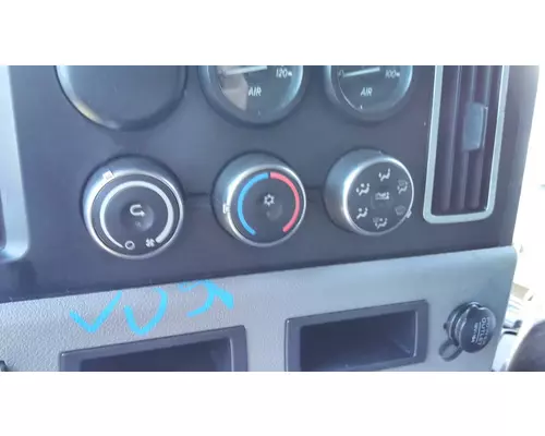 FREIGHTLINER CASCADIA 126 TEMPERATURE CONTROL