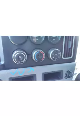 FREIGHTLINER CASCADIA 126 TEMPERATURE CONTROL