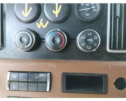 FREIGHTLINER CASCADIA 126 TEMPERATURE CONTROL