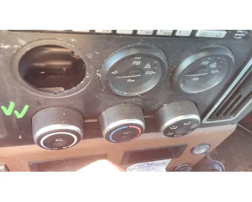 FREIGHTLINER CASCADIA 126 TEMPERATURE CONTROL