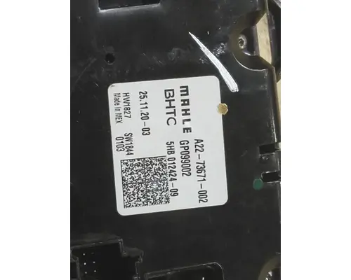 FREIGHTLINER CASCADIA 126 TEMPERATURE CONTROL