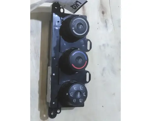 FREIGHTLINER CASCADIA 126 TEMPERATURE CONTROL