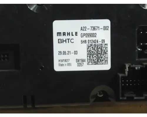 FREIGHTLINER CASCADIA 126 TEMPERATURE CONTROL