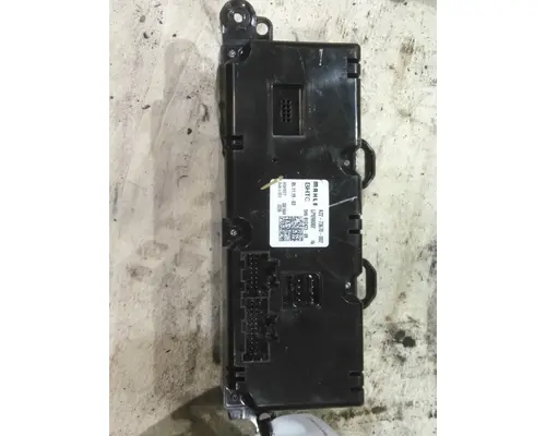 FREIGHTLINER CASCADIA 126 TEMPERATURE CONTROL