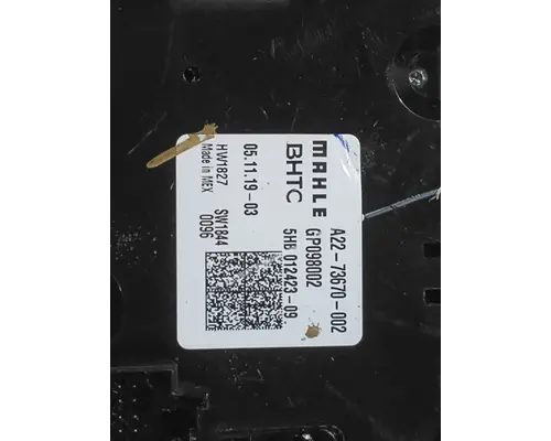 FREIGHTLINER CASCADIA 126 TEMPERATURE CONTROL