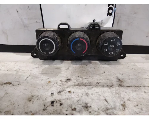 FREIGHTLINER CASCADIA 126 TEMPERATURE CONTROL