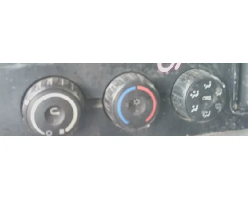 FREIGHTLINER CASCADIA 126 TEMPERATURE CONTROL