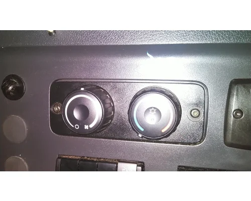 FREIGHTLINER CASCADIA 126 TEMPERATURE CONTROL