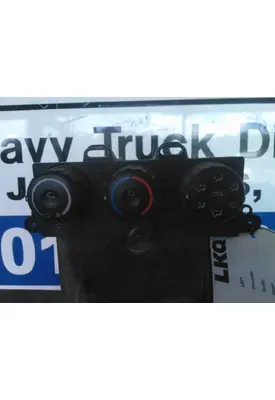FREIGHTLINER CASCADIA 126 TEMPERATURE CONTROL
