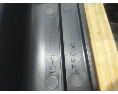 FREIGHTLINER CASCADIA 126 TRIM INTERIOR