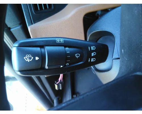 FREIGHTLINER CASCADIA 126 TURN SIGNAL SWITCH