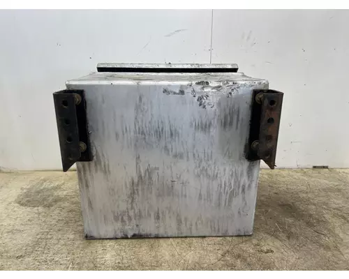 FREIGHTLINER CASCADIA 126 Tool Box