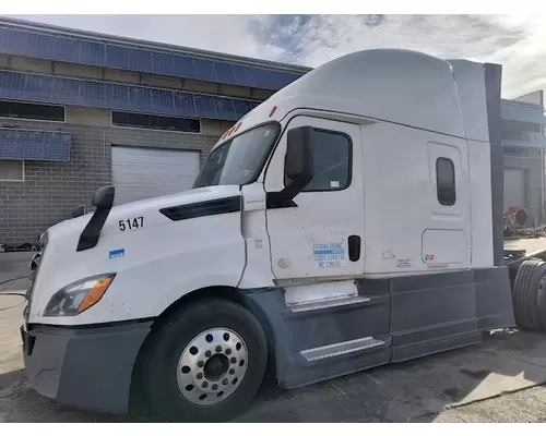 FREIGHTLINER CASCADIA 126 Vehicle For Sale