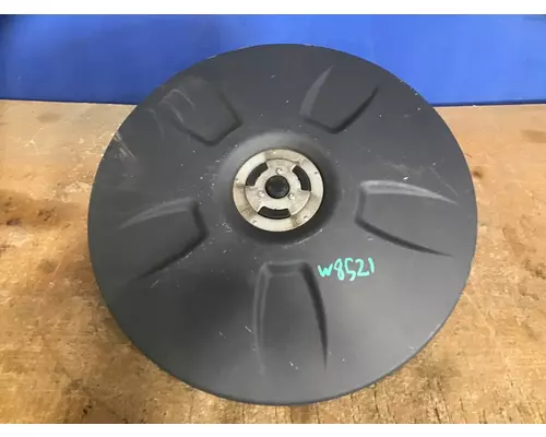 FREIGHTLINER CASCADIA 126 WHEELHUB COVER