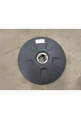 FREIGHTLINER CASCADIA 126 WHEEL/HUB COVER