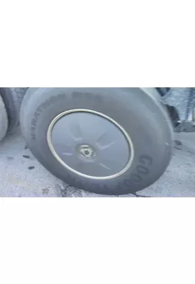 FREIGHTLINER CASCADIA 126 WHEEL/HUB COVER