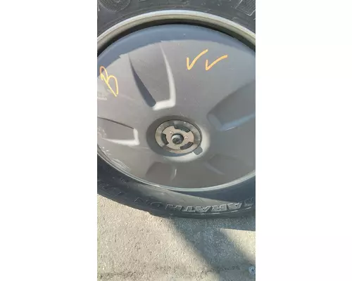 FREIGHTLINER CASCADIA 126 WHEELHUB COVER