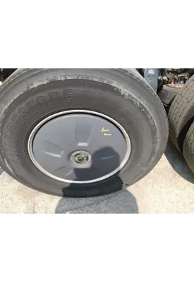 FREIGHTLINER CASCADIA 126 WHEEL/HUB COVER