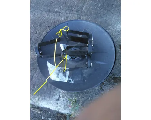 FREIGHTLINER CASCADIA 126 WHEELHUB COVER