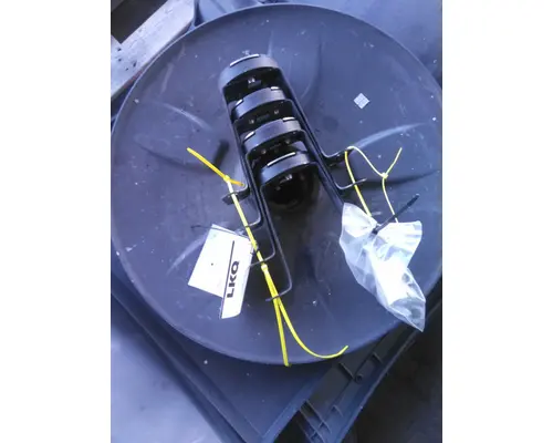 FREIGHTLINER CASCADIA 126 WHEELHUB COVER