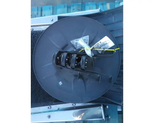 FREIGHTLINER CASCADIA 126 WHEELHUB COVER