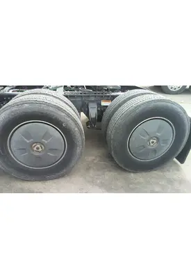 FREIGHTLINER CASCADIA 126 WHEEL/HUB COVER