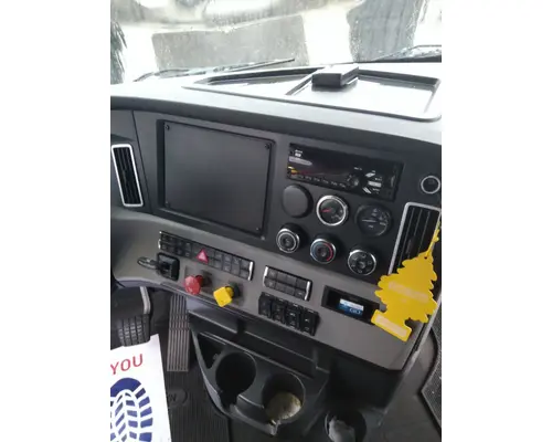 FREIGHTLINER CASCADIA 126 WHOLE TRUCK FOR RESALE